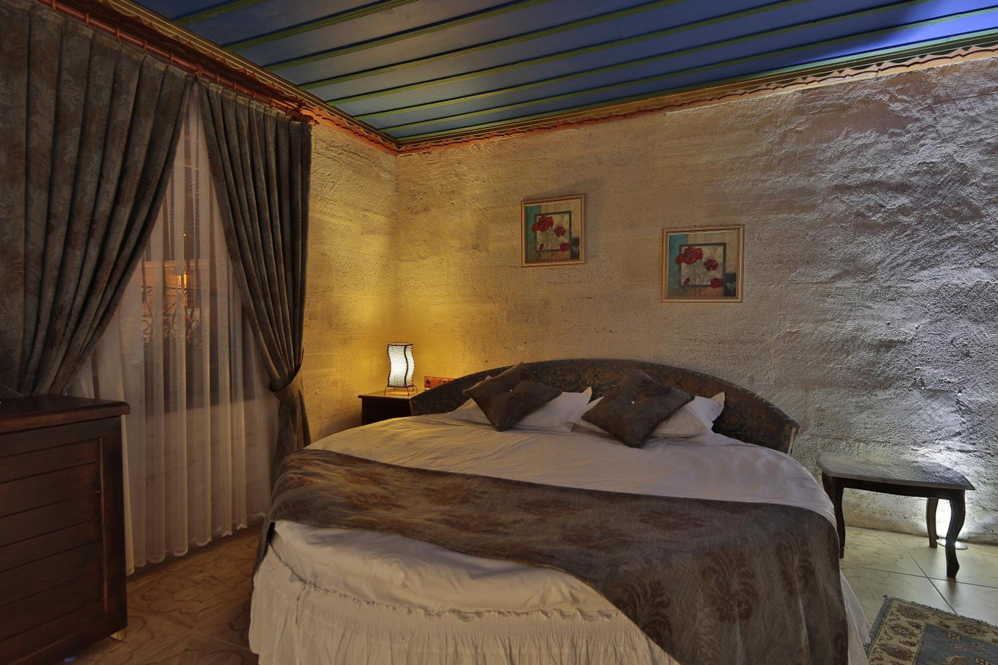 Hermes Cave Hotel Ючхисар Екстериор снимка