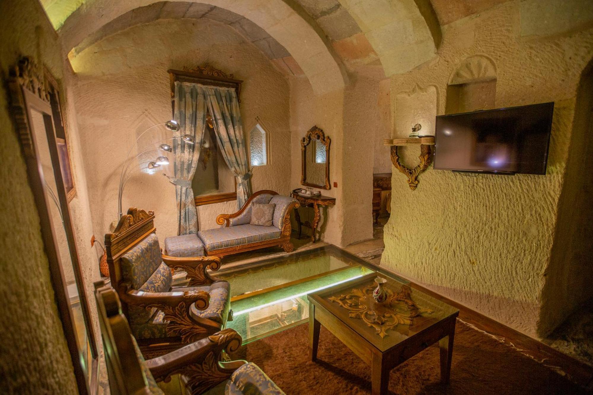 Hermes Cave Hotel Ючхисар Екстериор снимка