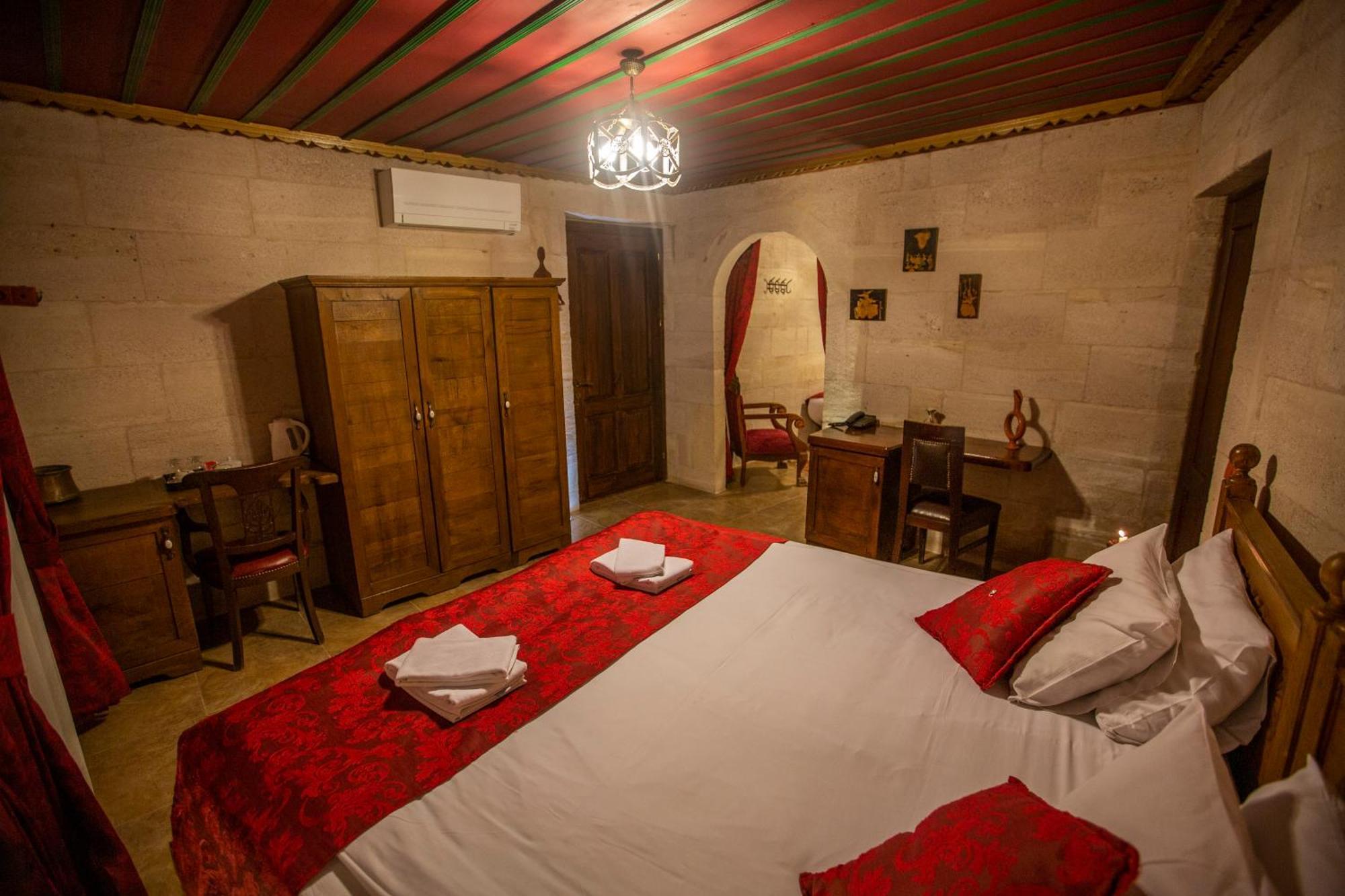 Hermes Cave Hotel Ючхисар Стая снимка