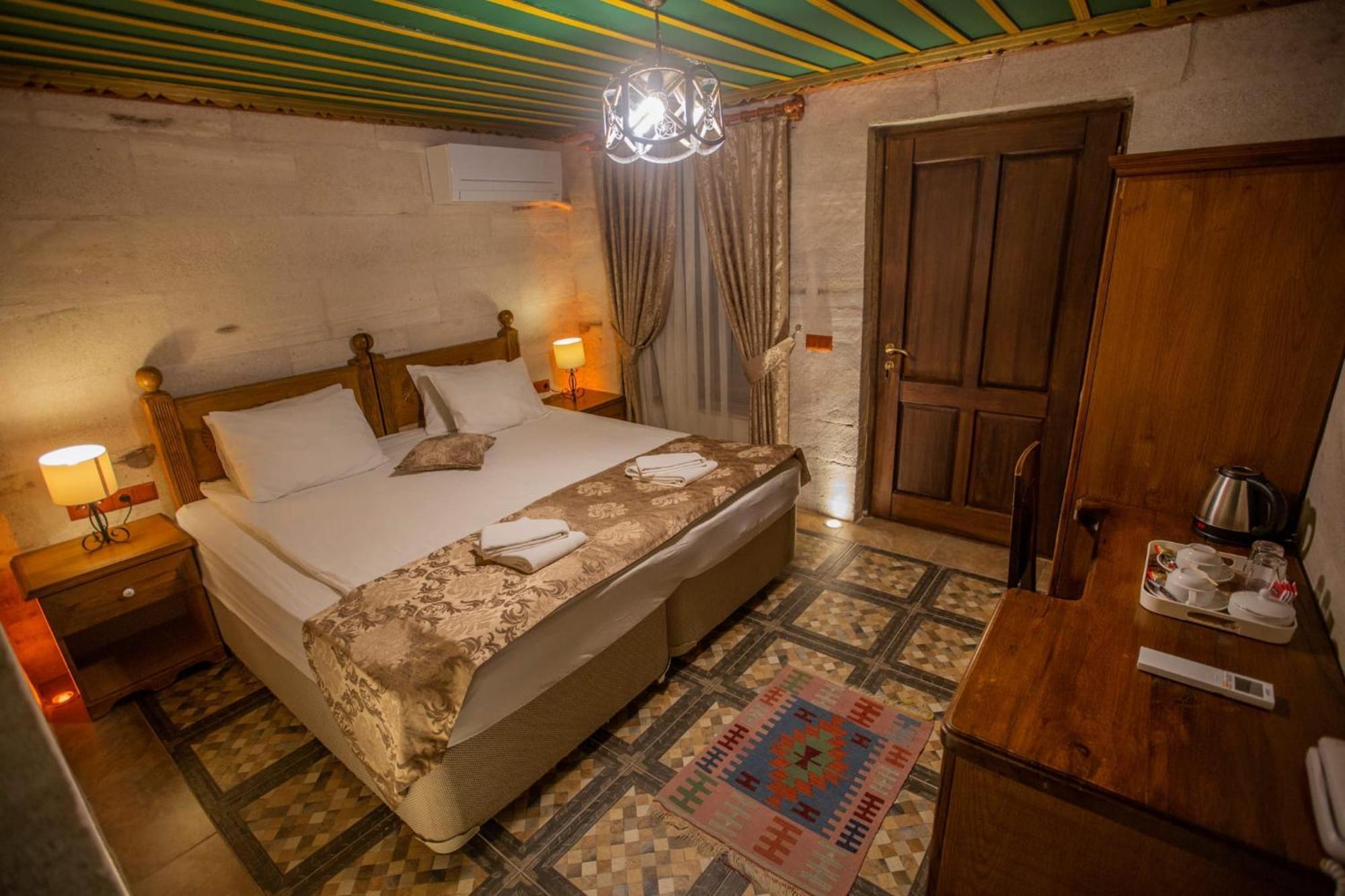 Hermes Cave Hotel Ючхисар Екстериор снимка