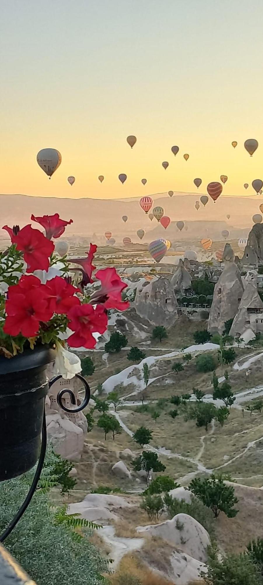 Hermes Cave Hotel Ючхисар Екстериор снимка