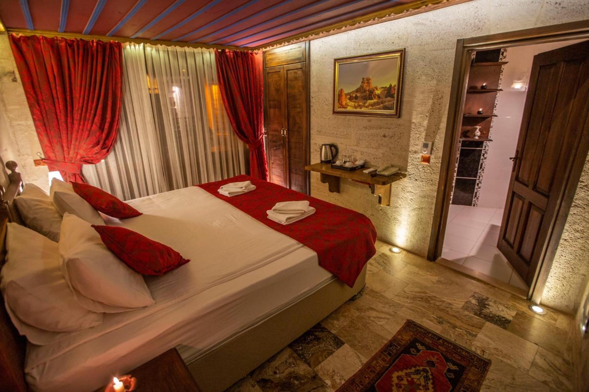 Hermes Cave Hotel Ючхисар Екстериор снимка